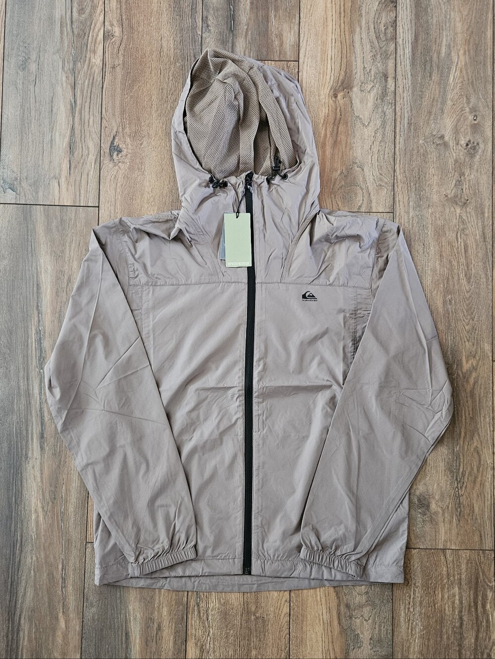 Quiksilver Windbreaker (L) - NWT